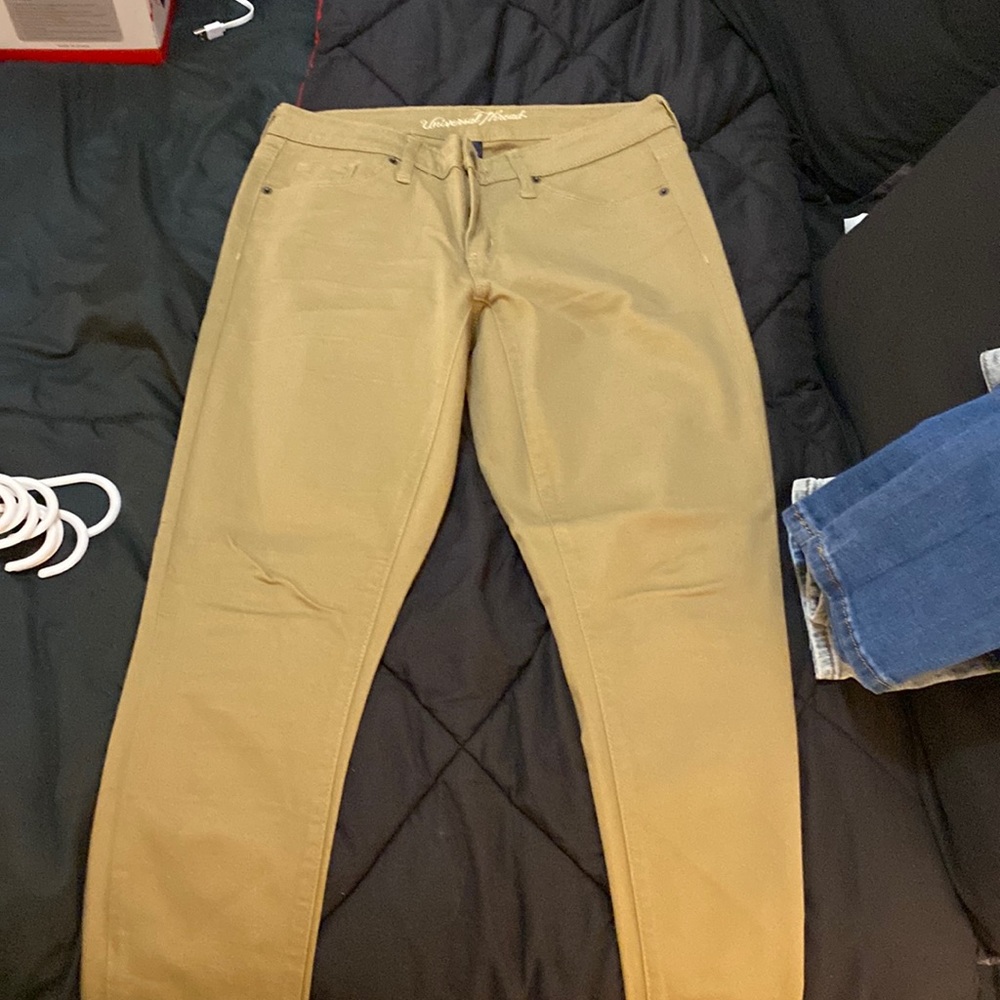 Khaki skinny jeans